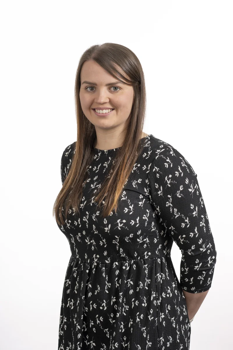 Dr Mhairi Paul